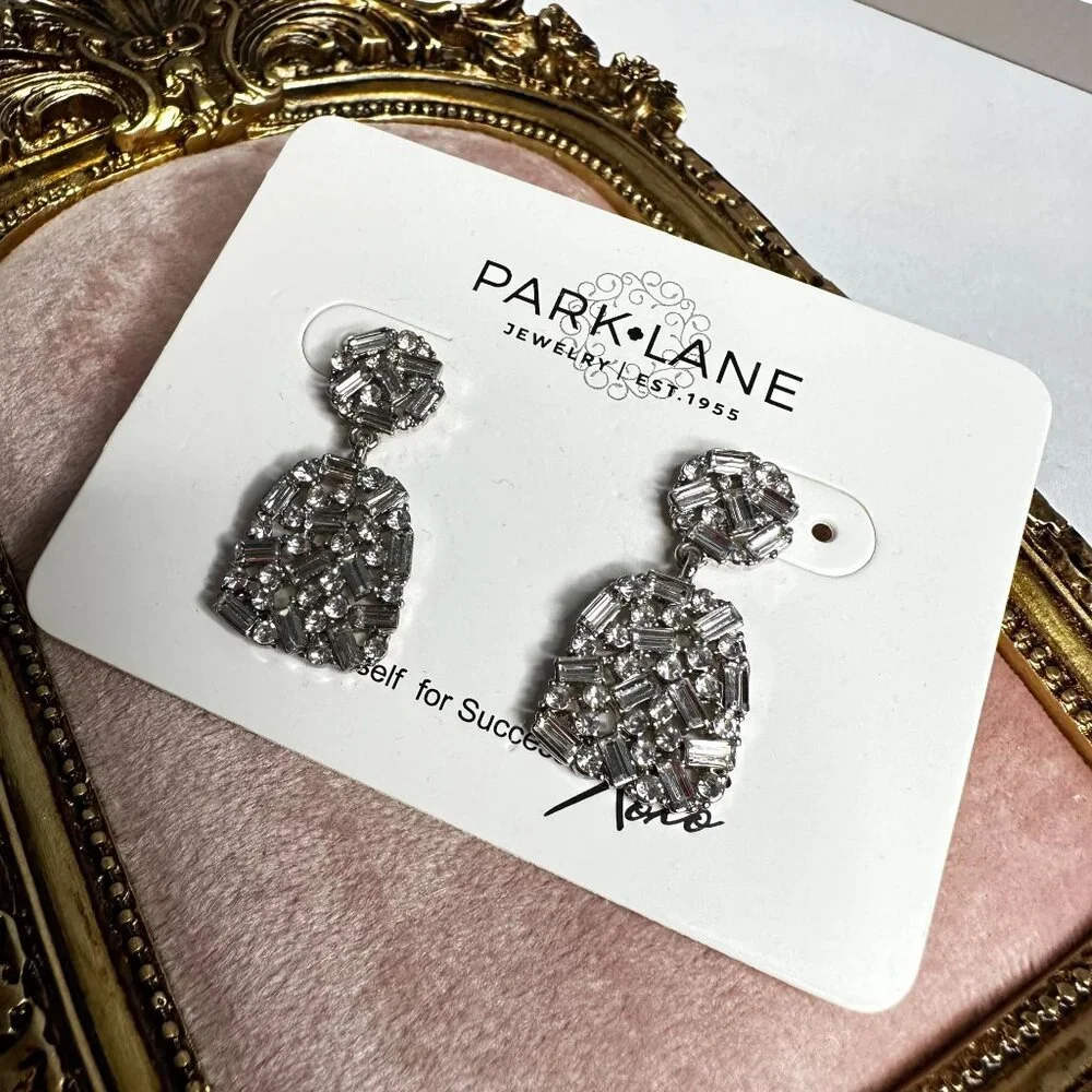 Park Lane Jewelry Garland Silver-Tone Crystal Drop Earrings Sparkle Box Piece - Picture 6 of 6